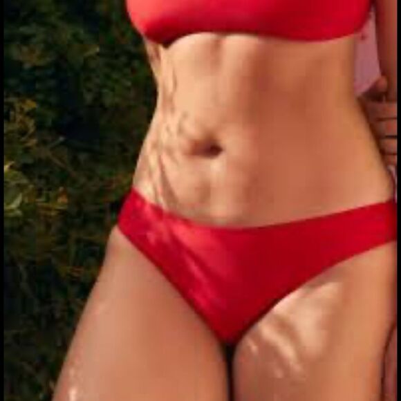 NWT aerie medium bikini bottom cherry red swimsuit - Picture 1 of 6